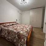 Nuovissimo Trilocale Nel Centro Di Vincent