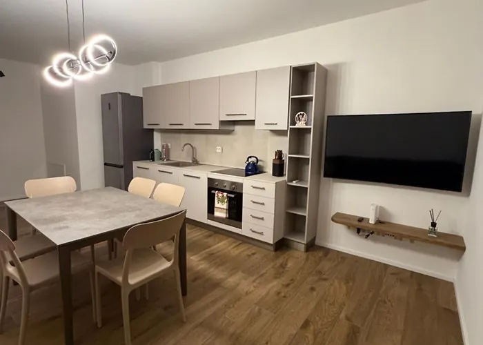 Nuovissimo Trilocale Nel Centro Di Vincent