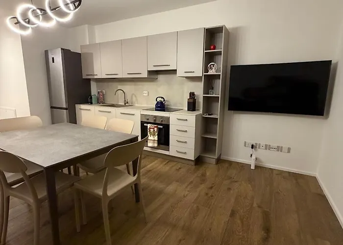 Nuovissimo Trilocale Nel Centro Di Vincent * Saint-Vincent