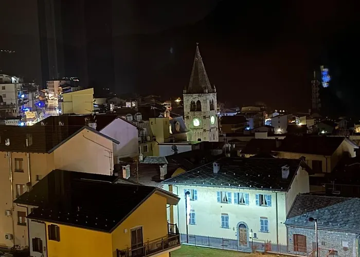 Nuovissimo Trilocale Nel Centro Di Vincent * Saint-Vincent